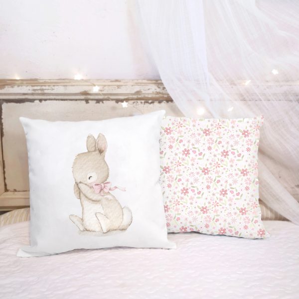 Cojín infantil decorativo Conejito con Flores